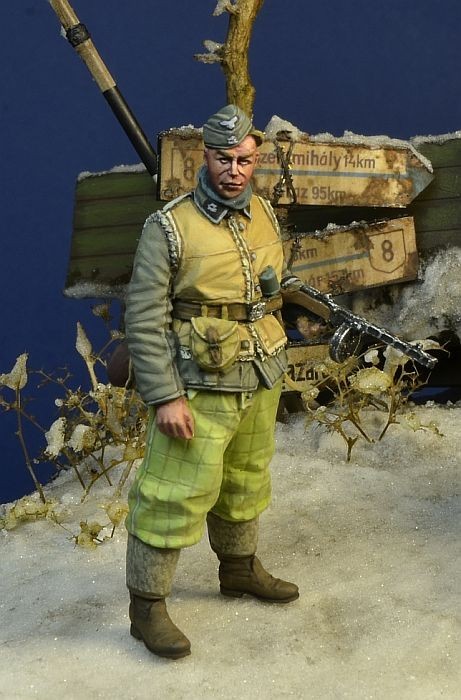 35181 – Waffen SS Soldier 1, Hungary, Winter 1945