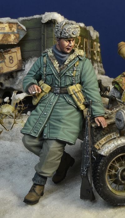 35182 – Waffen SS Soldier 2, Hungary, Winter 1945