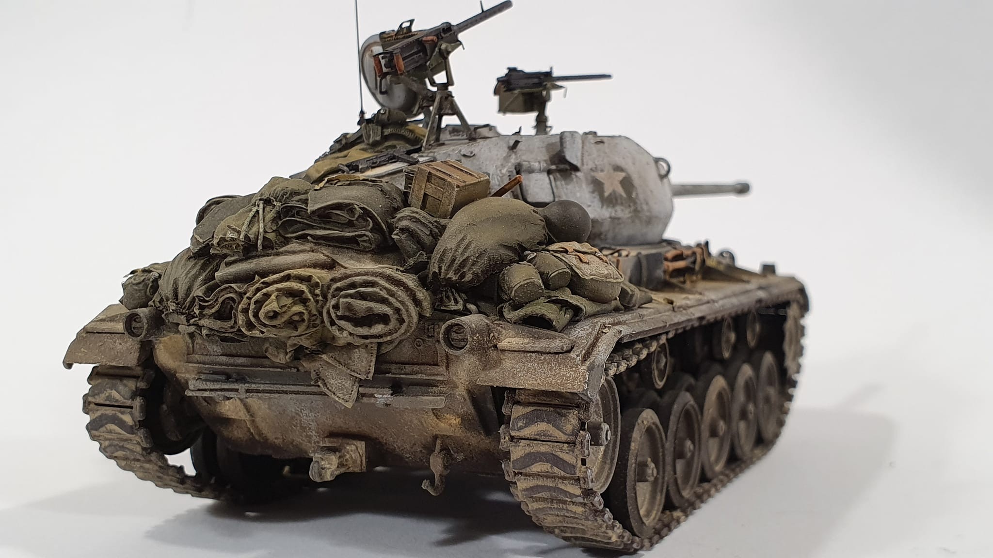 Us Light Tank M24 Chaffee Armorama™