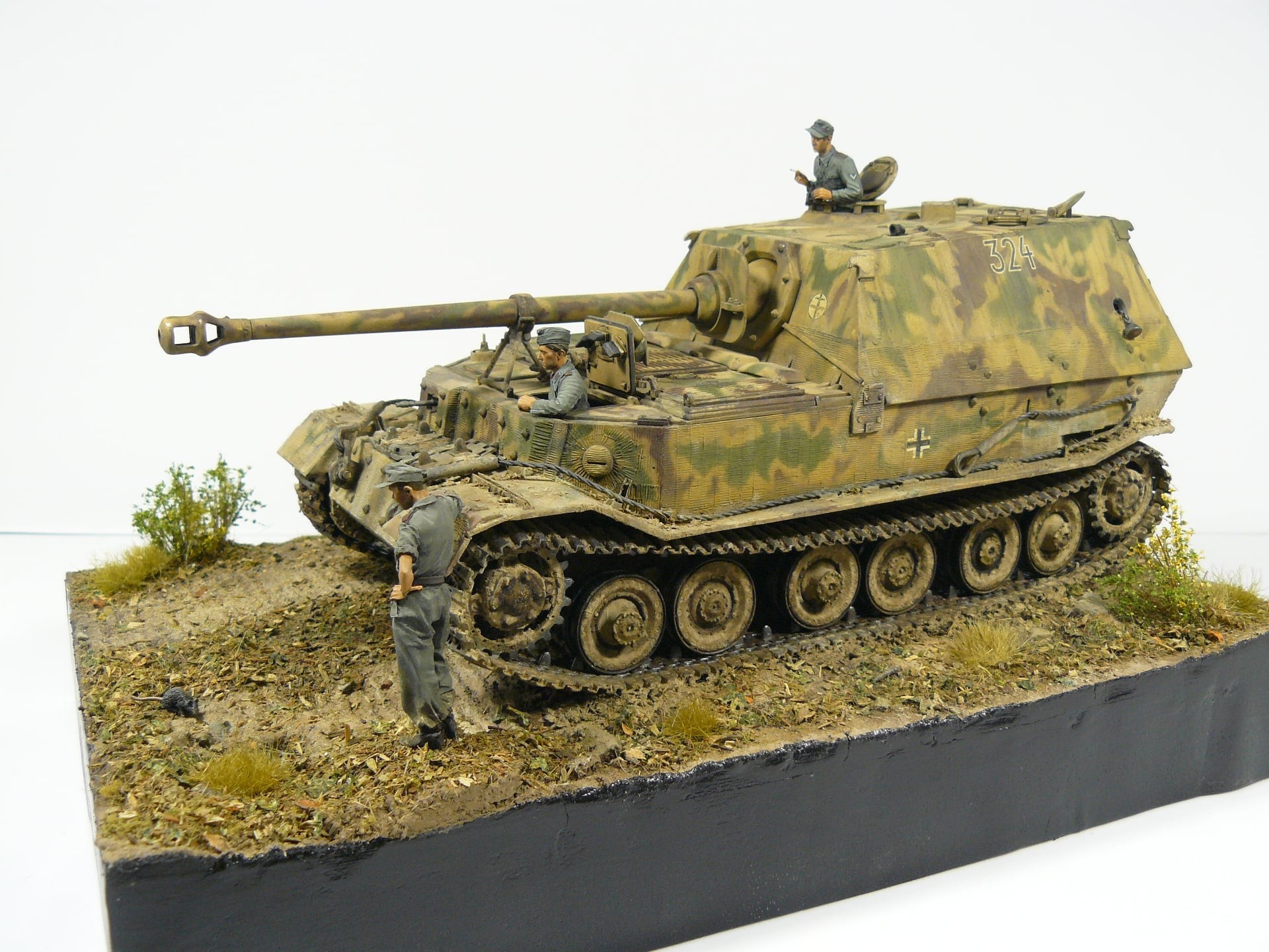 The Elefant and the Rat | Armorama™