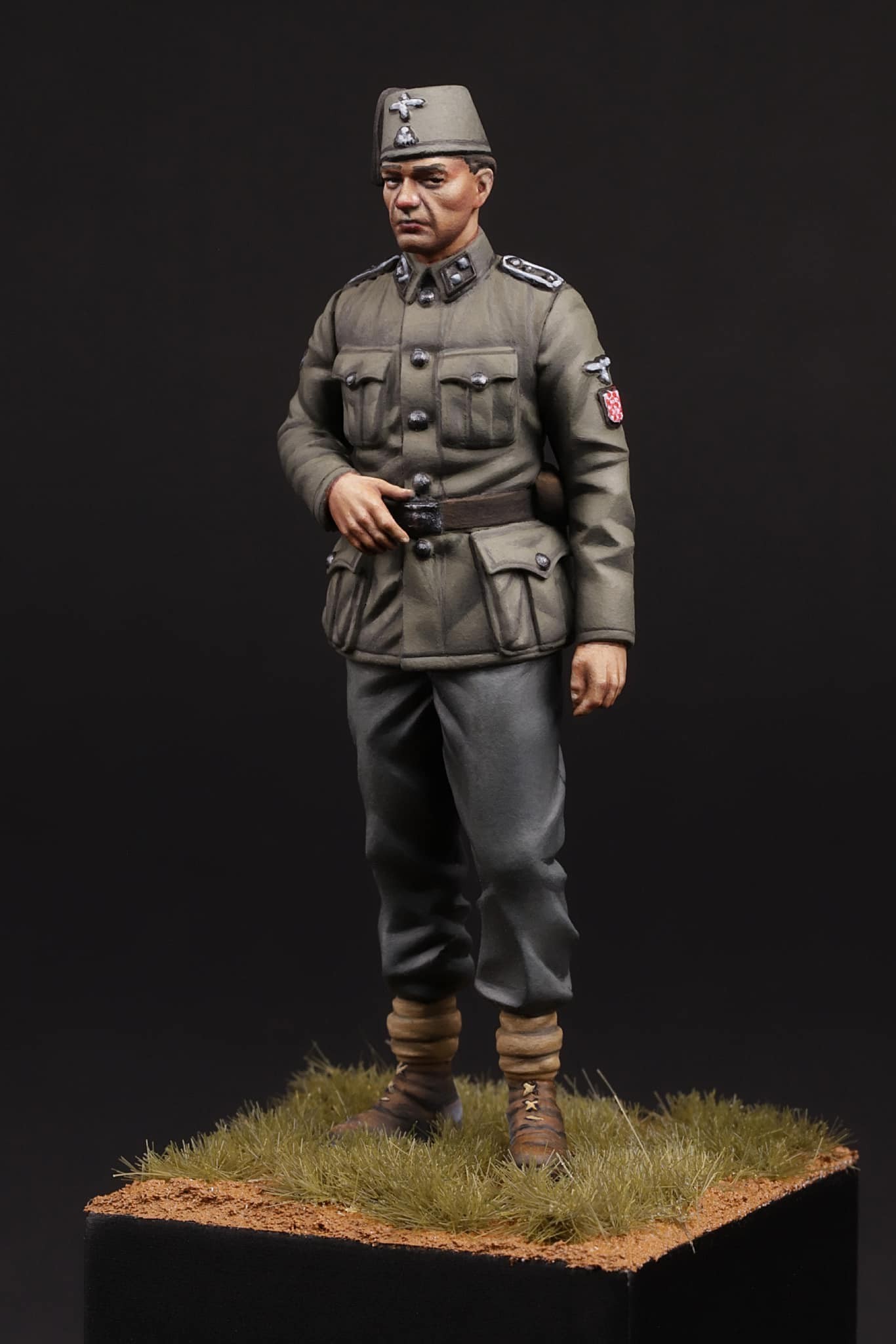 TB-35201 1/35 Waffen SS soldier - Division „Handschar” WW II #1