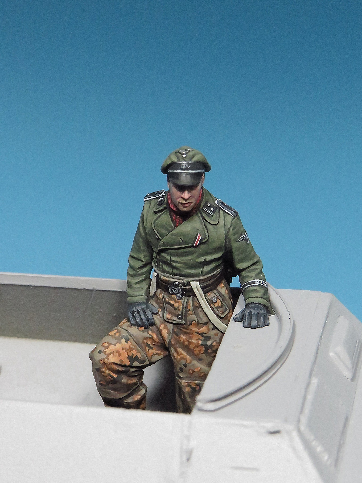 TB-35219 Waffen SS half-truck crewman for Sd.Kfz. 251 (WW II) #2