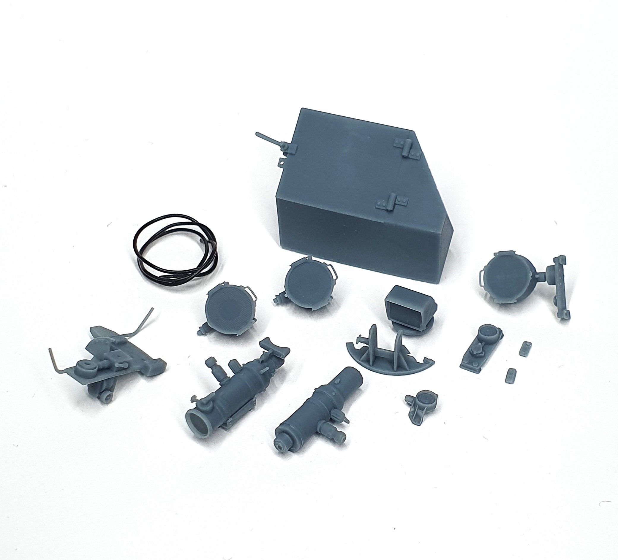 AFVs35-161 	  German IR complete set (FG1250 + FG 1253 + IR box)