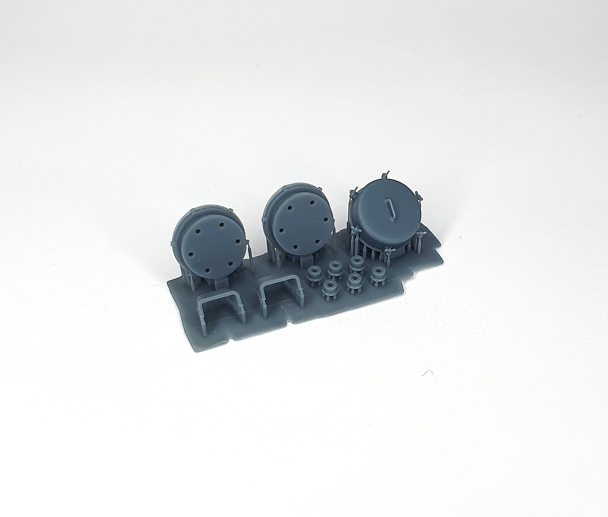 AFVs35-220 	  Ventilator set for Tiger I Mid/Late Production