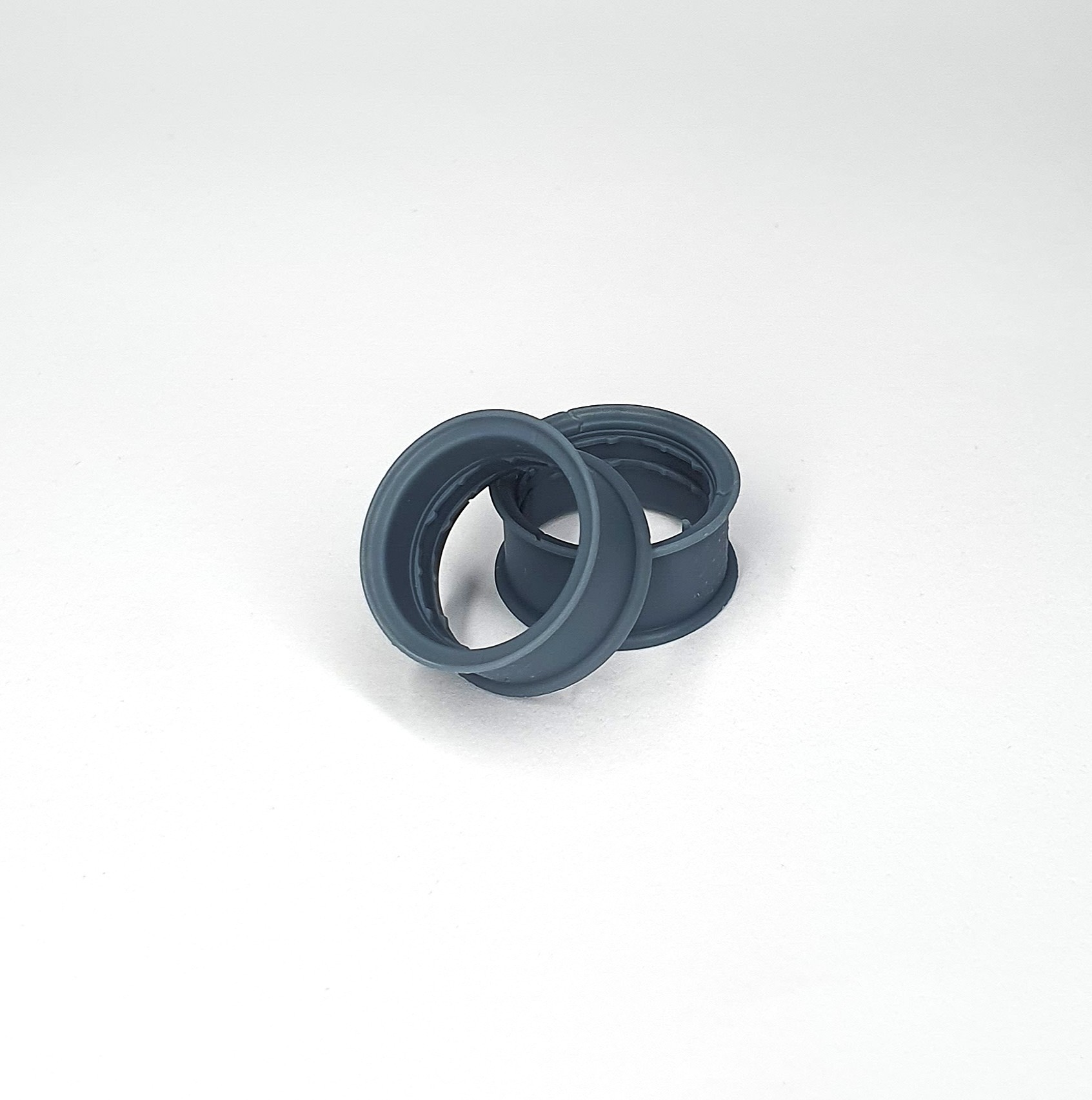 AFVs35-236 	  Sd.Kfz 9 FAMO spare wheel rim (2pcs)