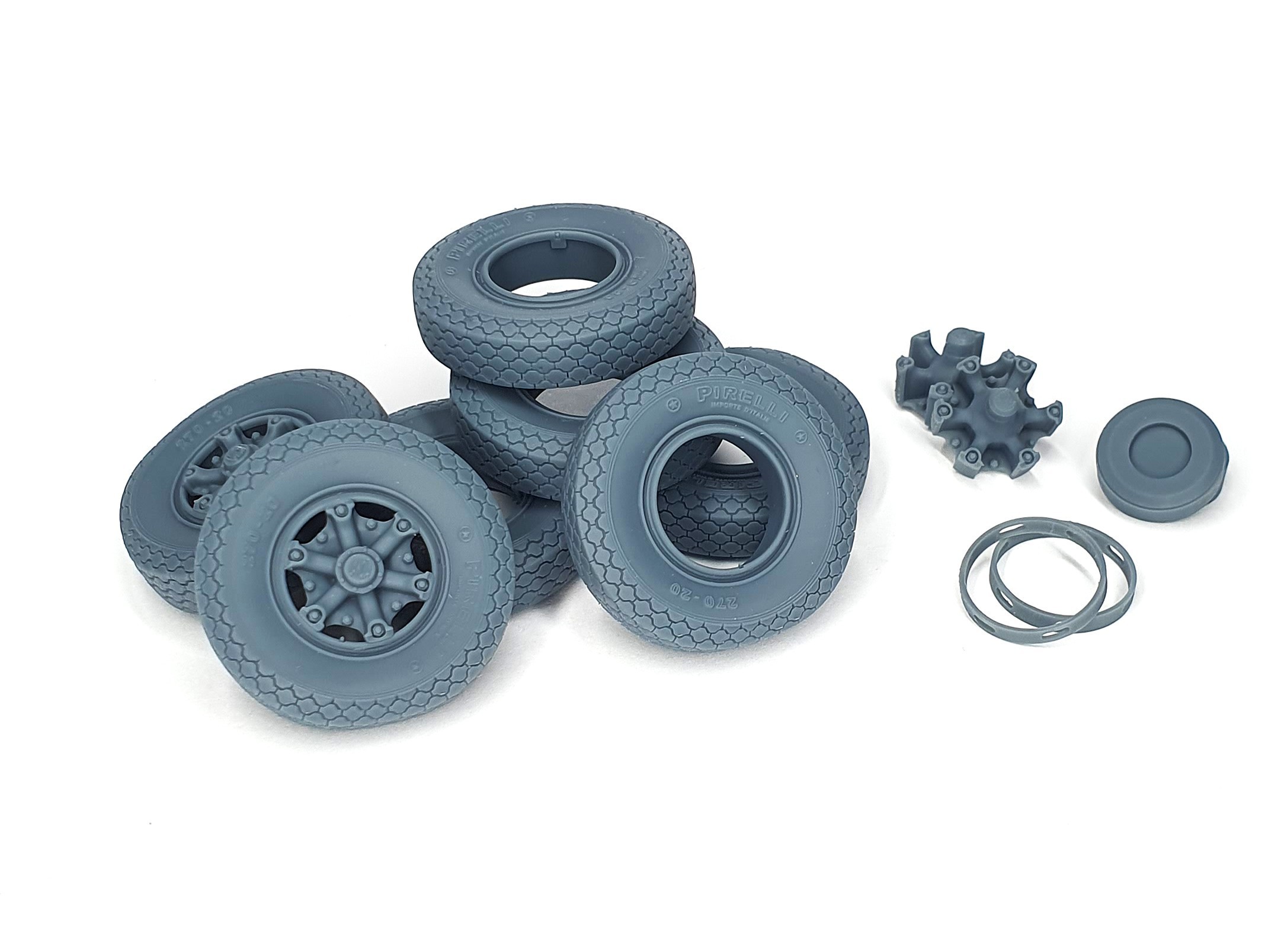 AFVs35-228 	  Lancia 3Ro road wheels set (weighted) with spare type 2