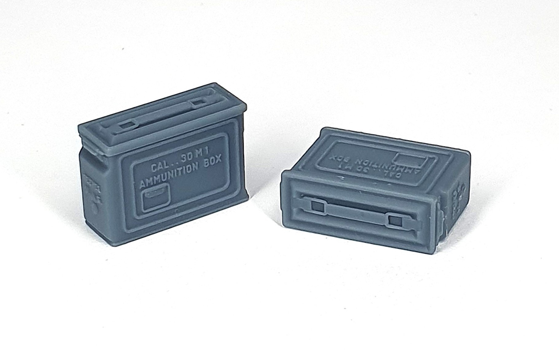 16s-065 	  US 30 cal ammo boxes (6 pcs)