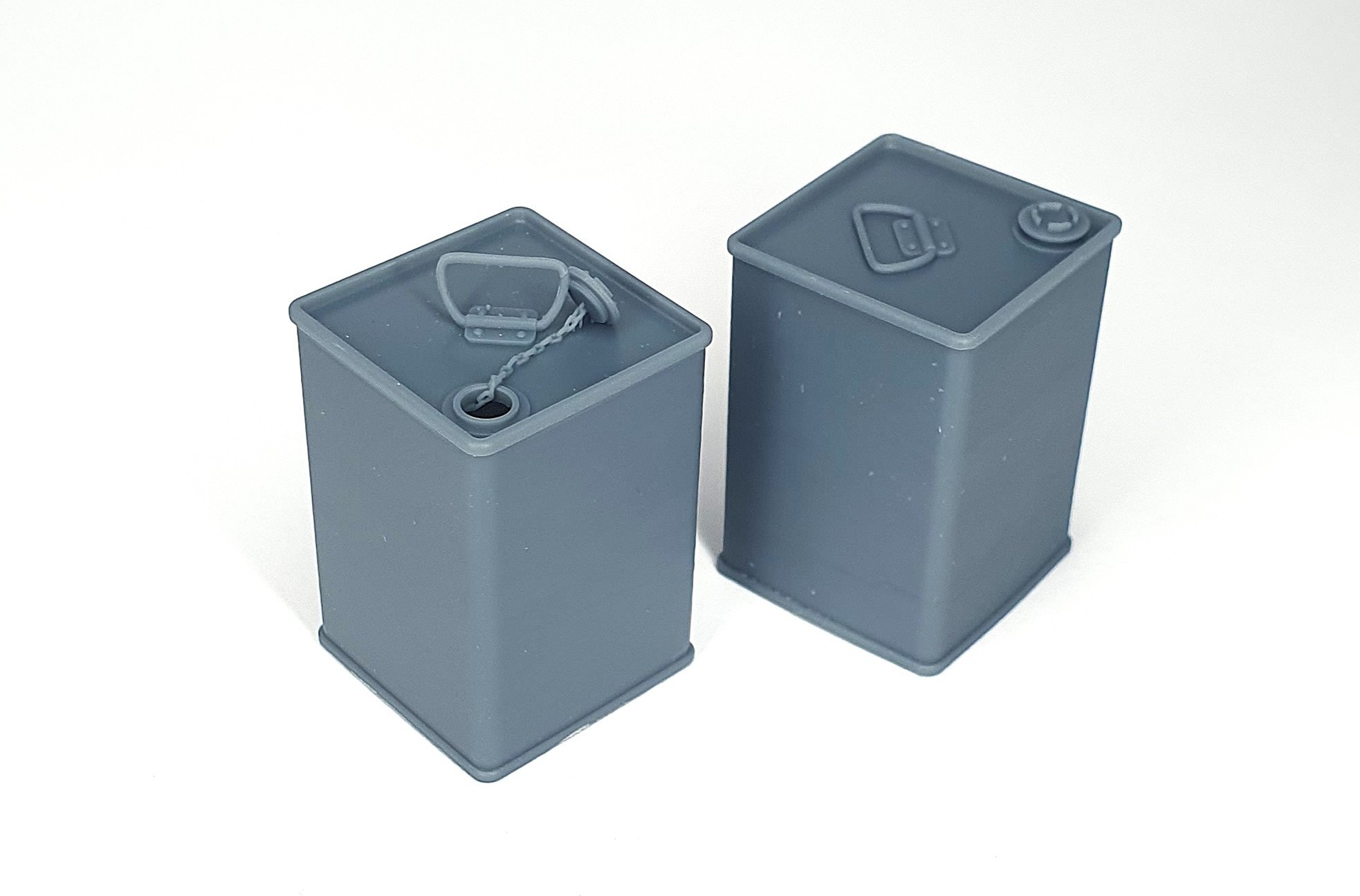 16s-061 	  GB 4 gal fuel jerry cans (6 pcs)
