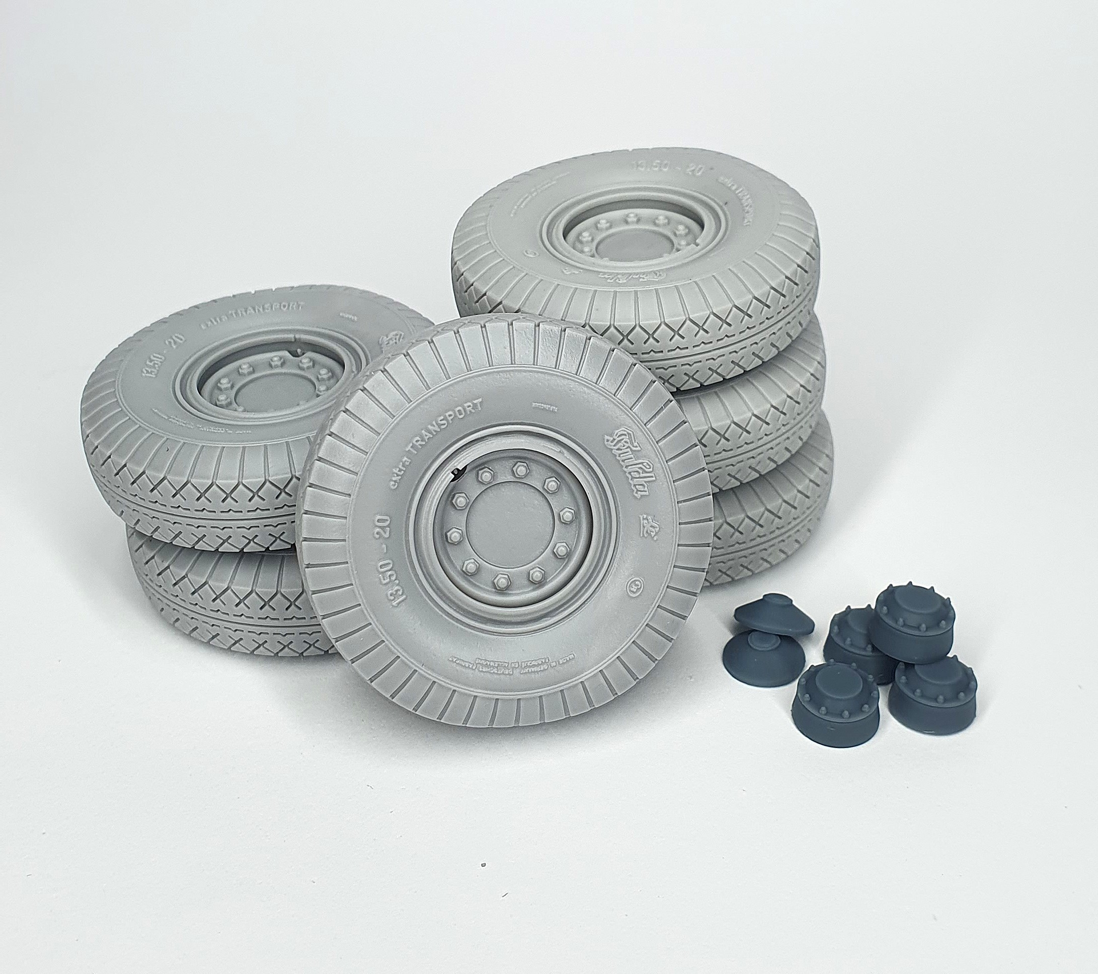 AFVs35-264 	  Faul L900 road wheels set (weighted) type 3
