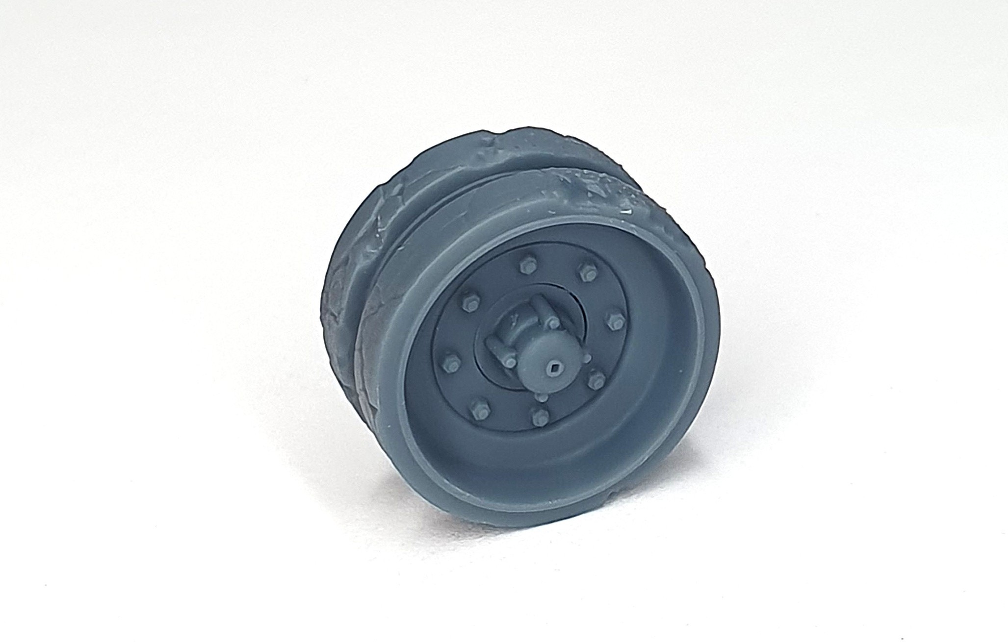 AFVs35-251 	  Leopard 1 MBT chassis damaged road wheels