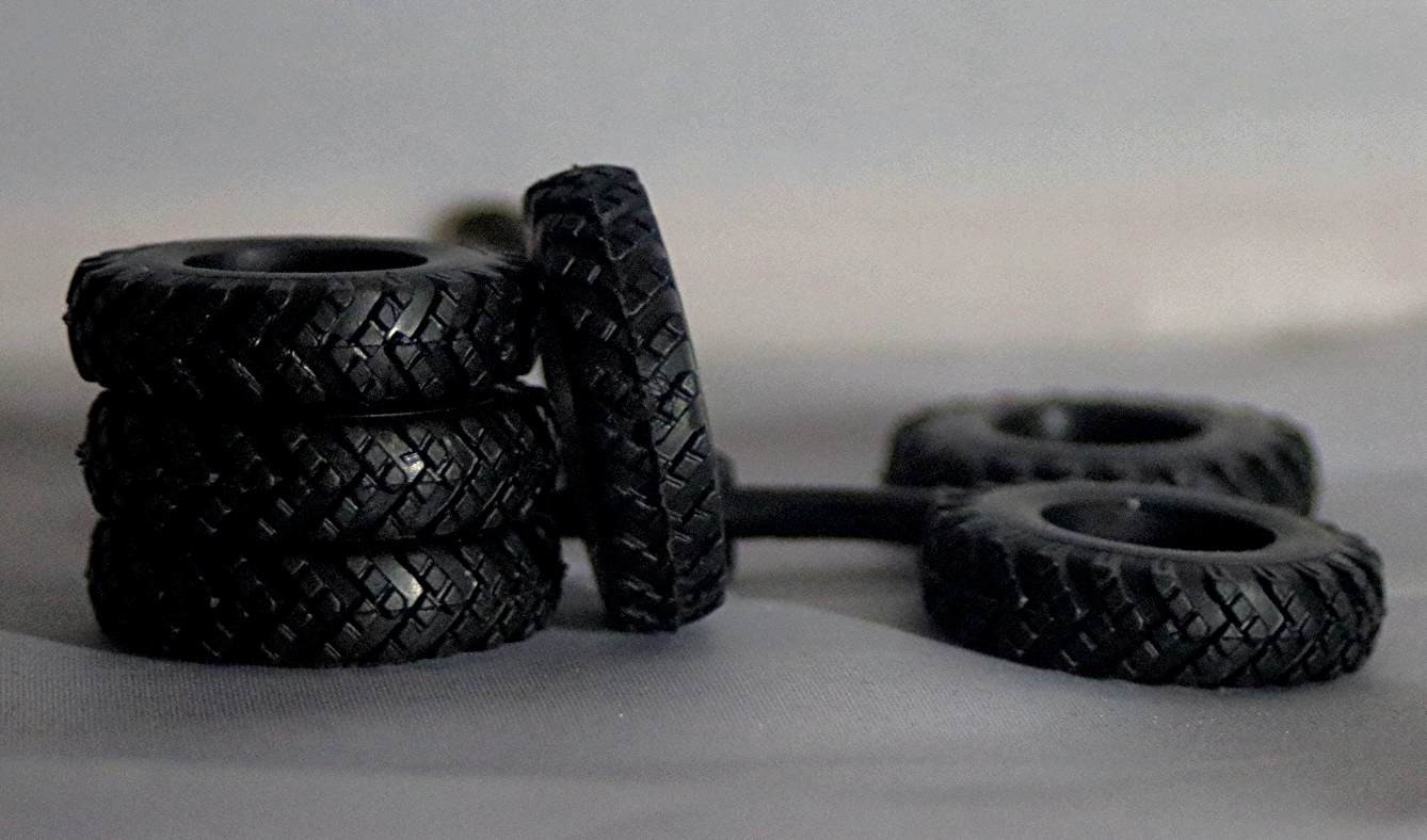Tires are the same between both fire engines as above