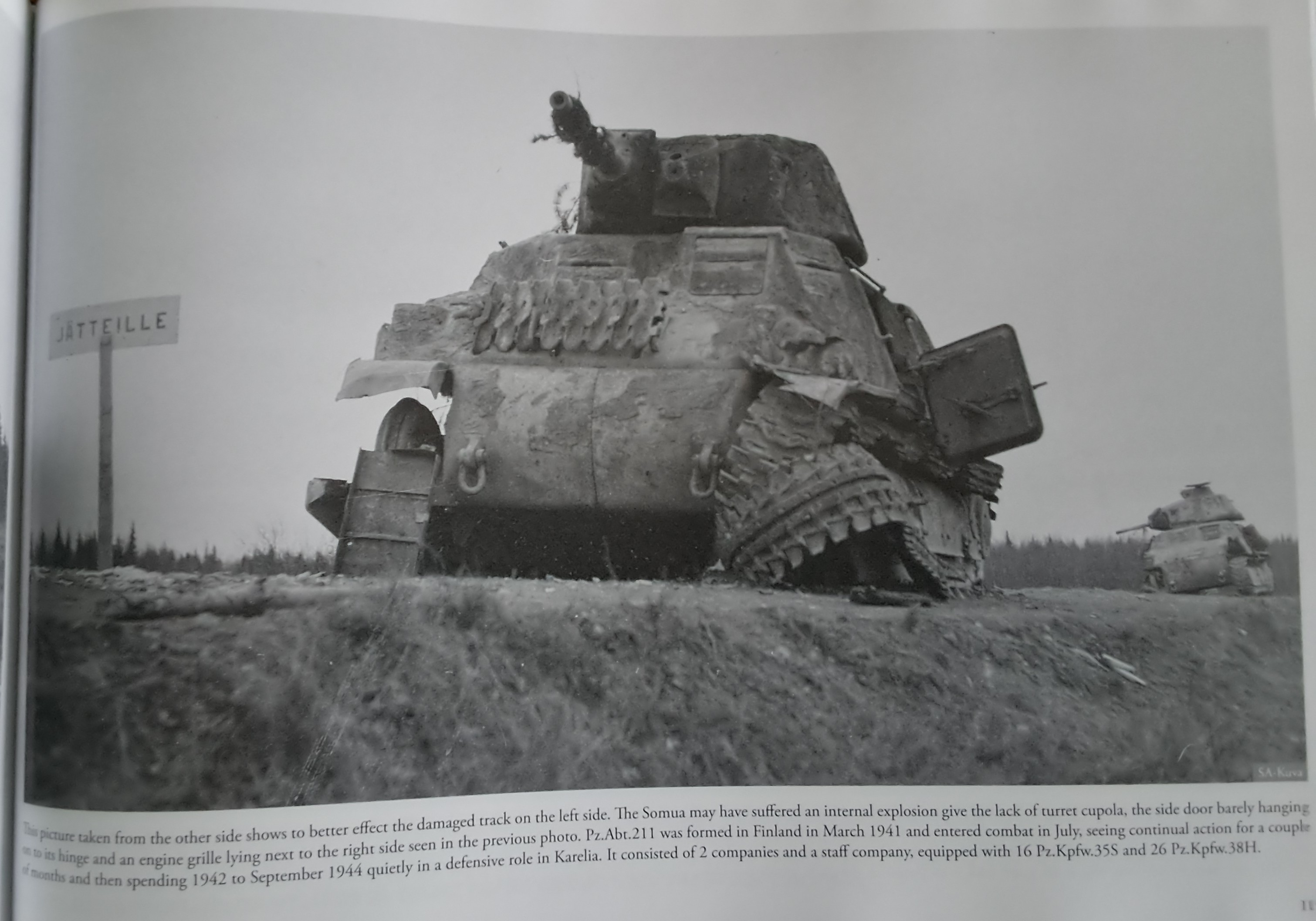 there are multiple images of this vehicle,