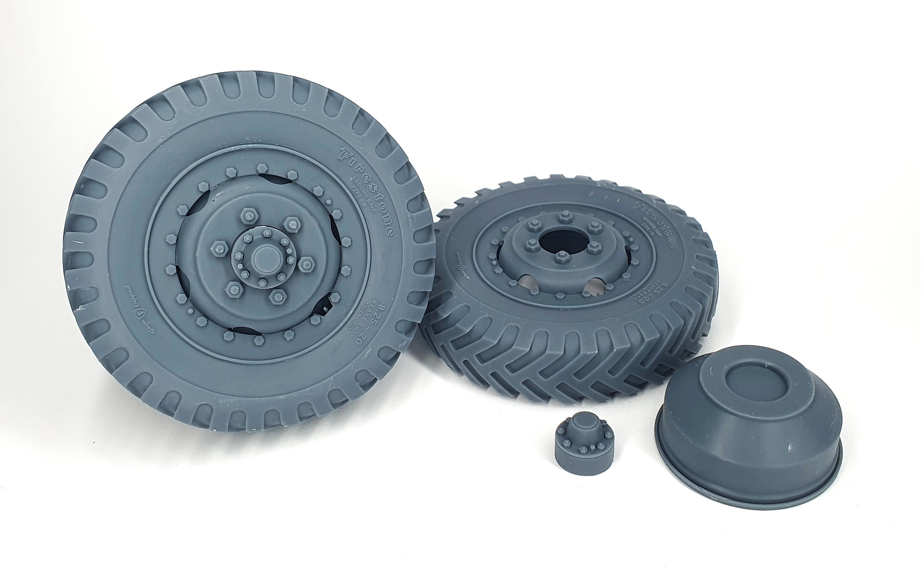 16s-070 	  M3 Halftrack front wheels (weighted) type 2