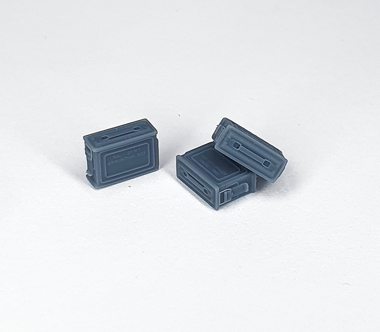 DIO-070 	  US 30 cal ammo boxes (12 pcs)