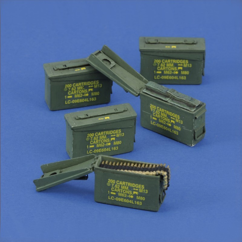 1117 U.S. ammo 7,62mm boxes set ’Vietnam’ (1/16 scale)