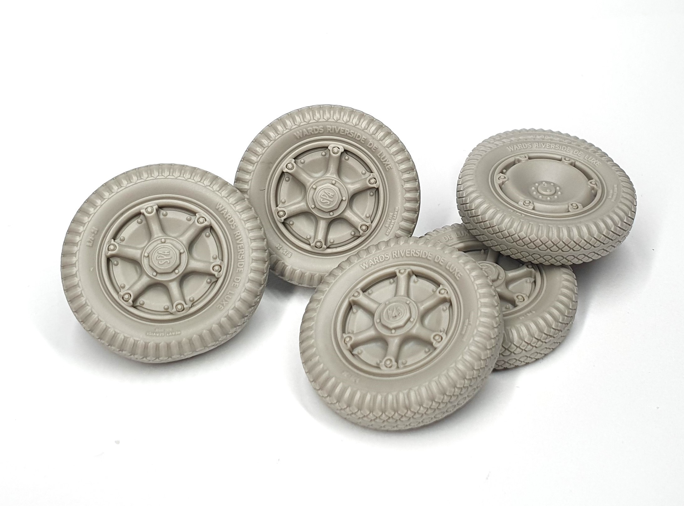AFVs35-288 	  Autoblinda road wheels (weighted) AB 41-43 type 3 (for LANMO)