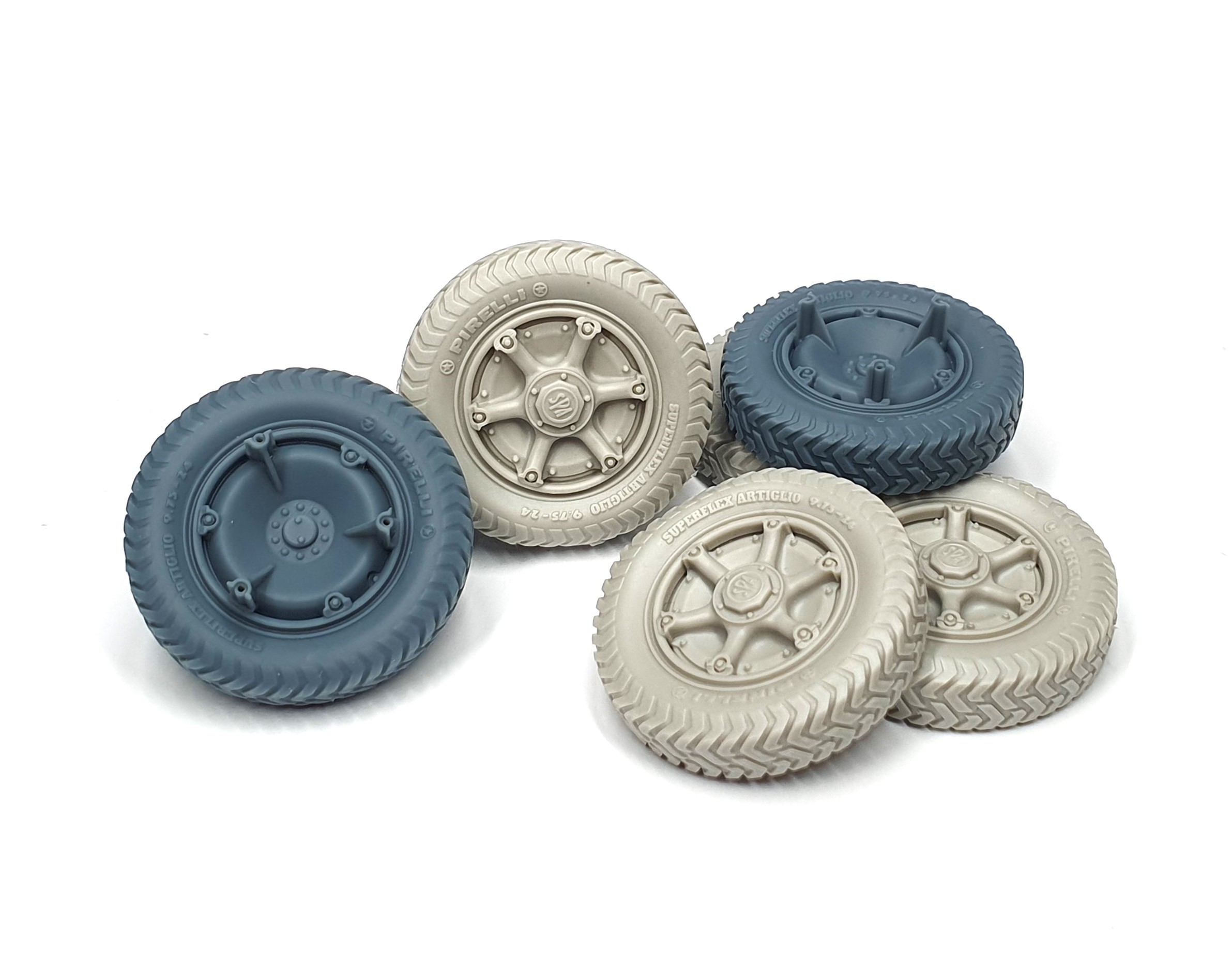 AFVs35-289 	  Autoblinda Ferroviaria road wheels (weighted) AB 41-43  type 2 (for LANMO)