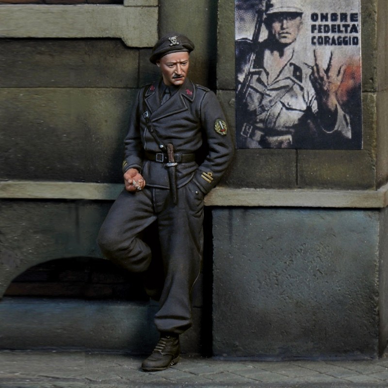 Italian Tanker, British Tommy, German Boots and Apes Heads
