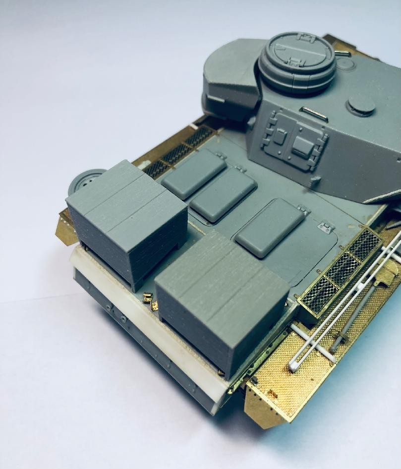 Pz.Kpfw III & Stug III Stowage Bins and Boxes
