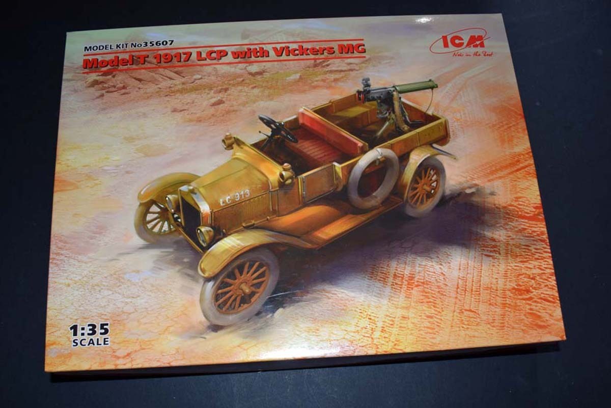 Model T 1917 LCP with Vickers MG