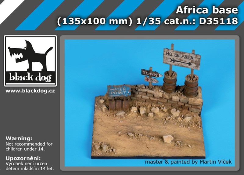Black Dog Figures and Bases