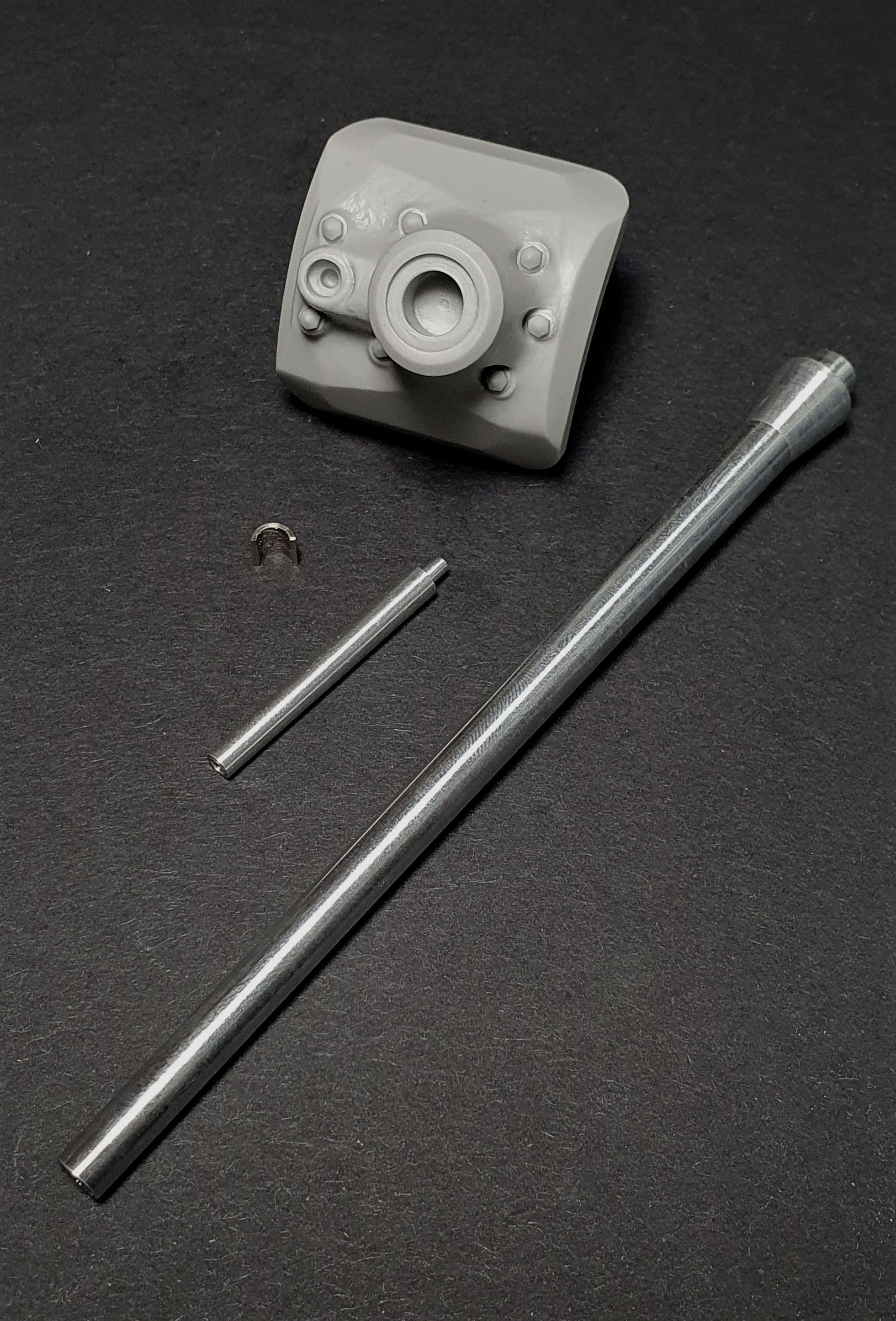 Panzer Art:  Barrels and Mantlets for German Big Cats