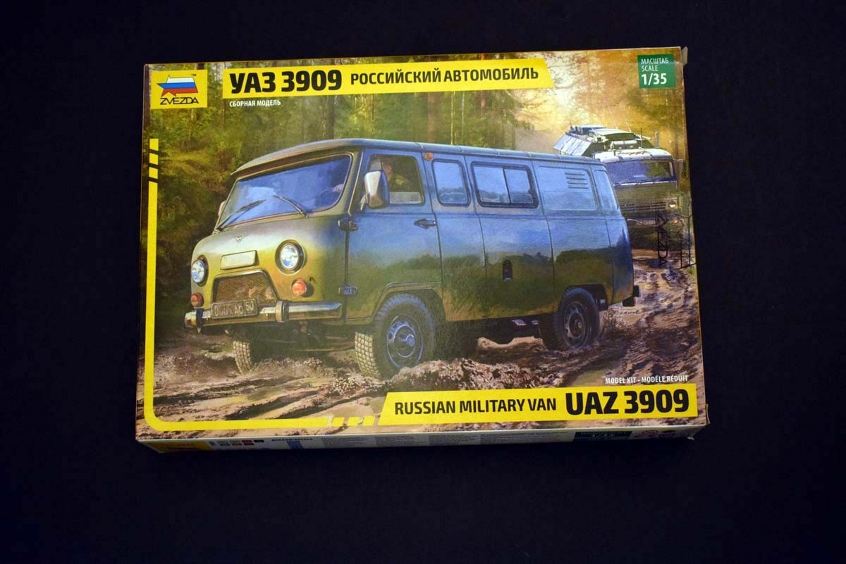 Russian Military Van UAZ 3909