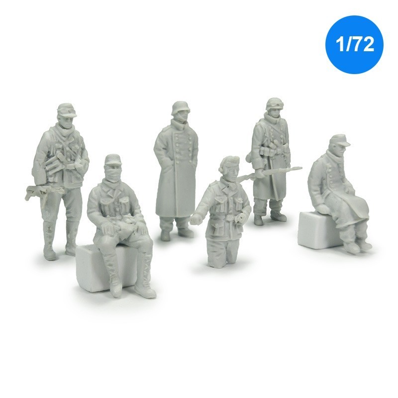 WWII Figures & Modern Equipment in 1/72 Scale