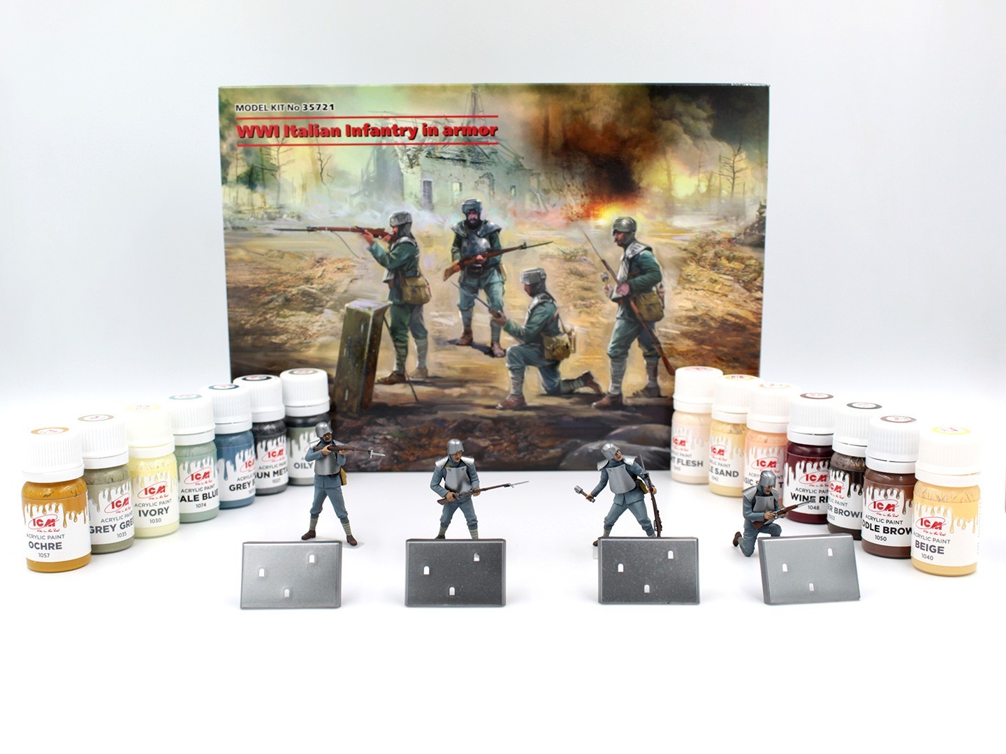 ICM WWI Italian Infantry in armor Built Photos