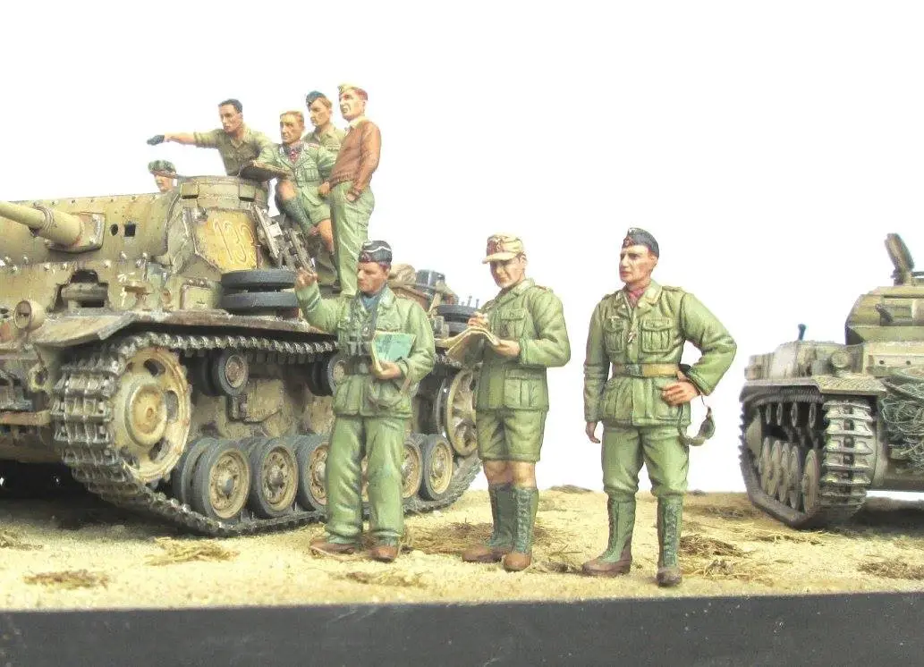British Infantry on Patrol - Tamiya figures, 1/35 - Full paint video 