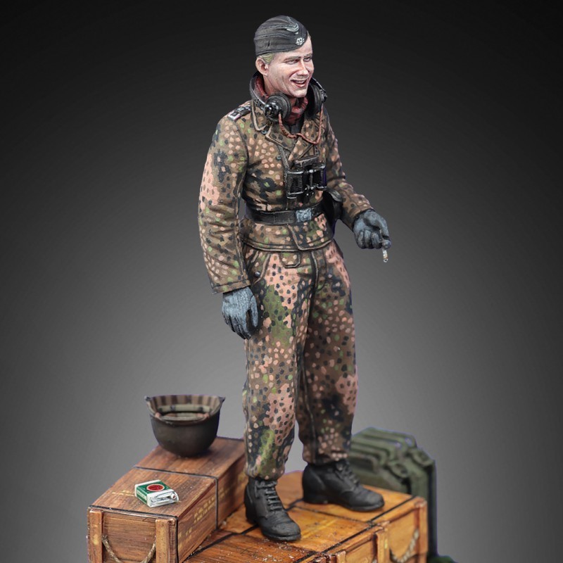 German Figure & Figure Accessories from Royal Model