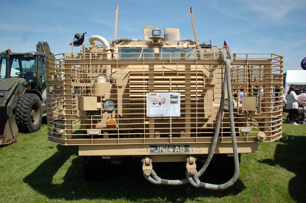 British Mastiff 6x6 Walkaround