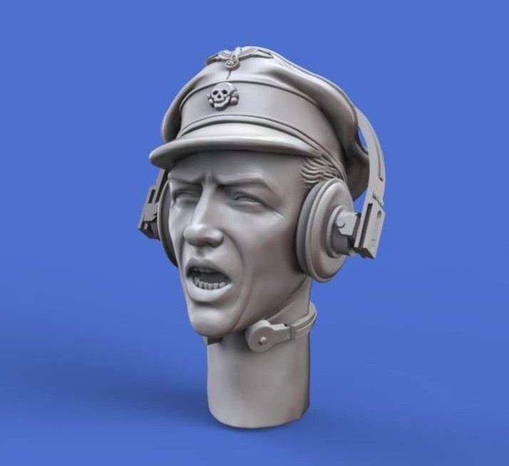 Royal Model: WWII German Tanker Heads