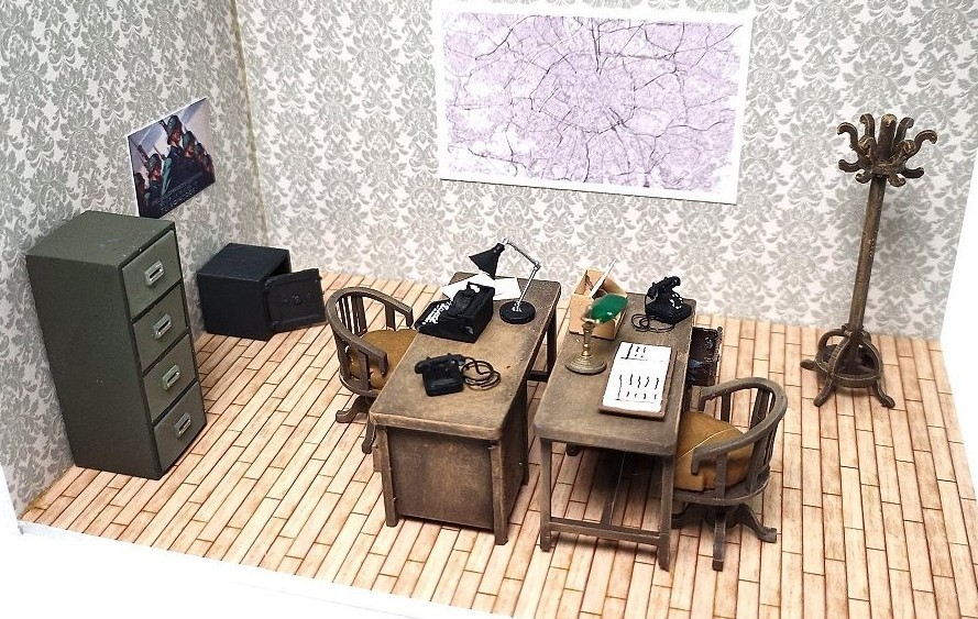 “Office furniture” New 1/35 scale kit from Drums and Crates