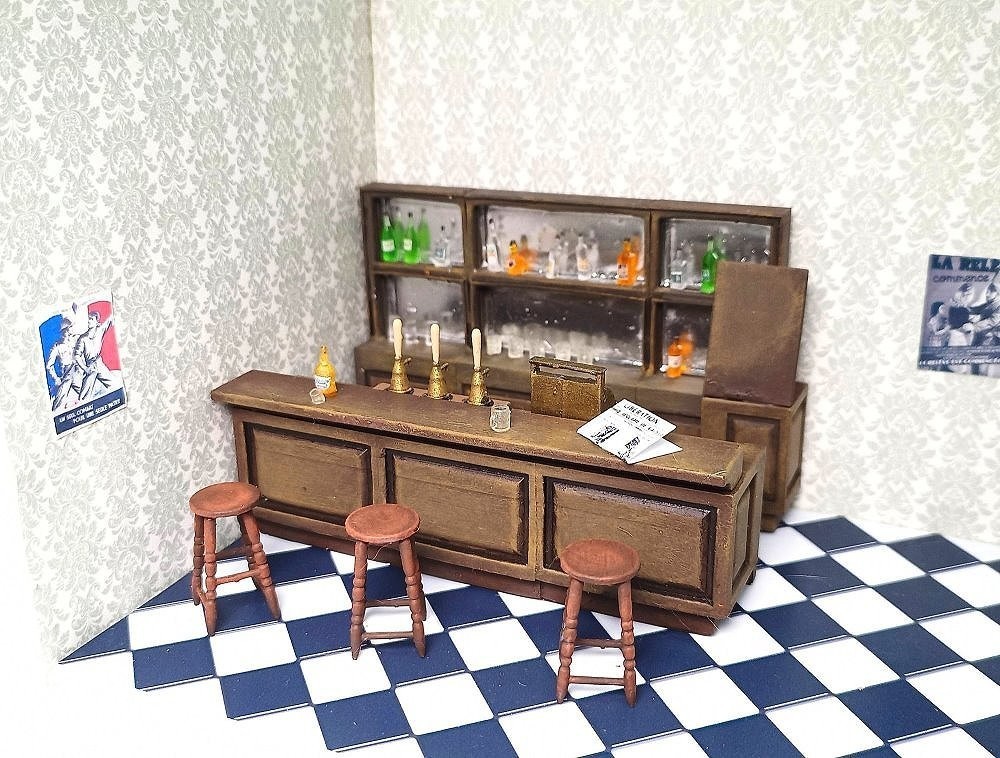 Drums and Crates “The Bar” diorama accessories