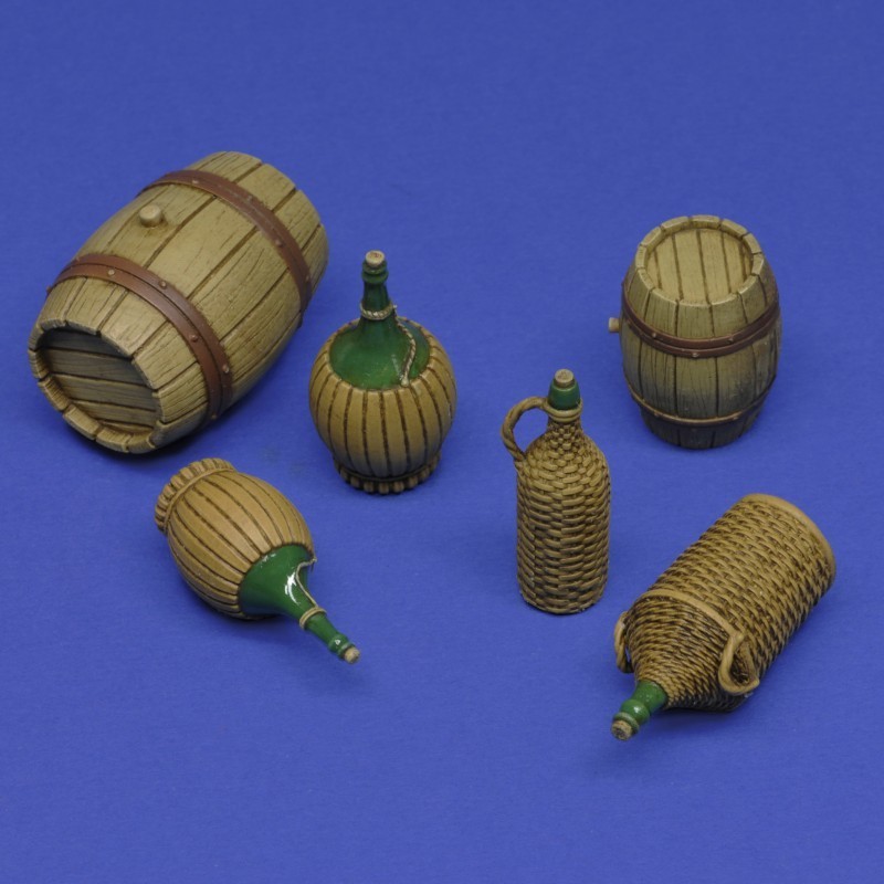 Crates, Cans and Various Accessories in 1/16 Scale