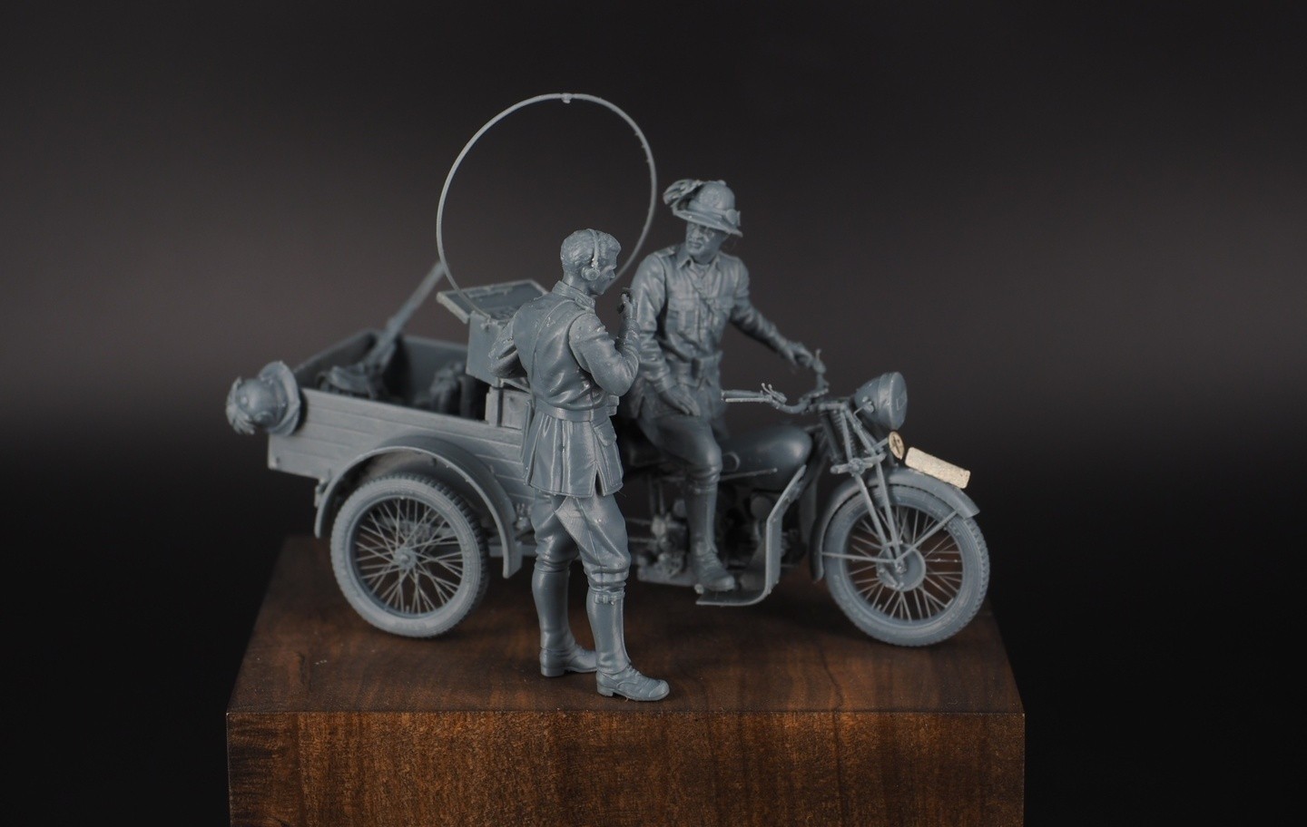 Cixmodels: Mototriciclo Guzzi 32 with Bersaglieri