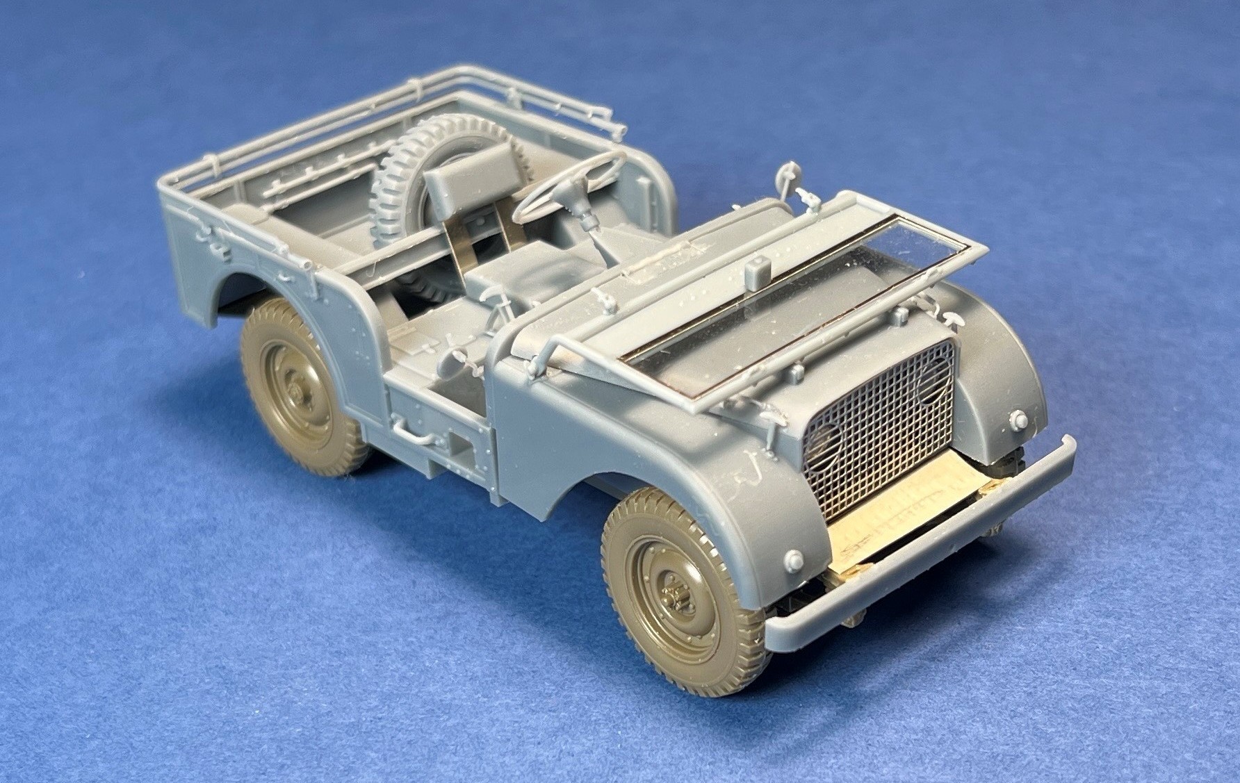Minor: 1946 Center Steering Land Rover Prototype
