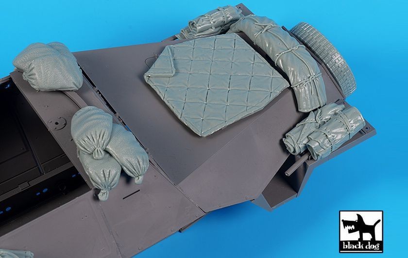 Black Dog: Four New Sets for the 1/16 Sd.Kfz.251