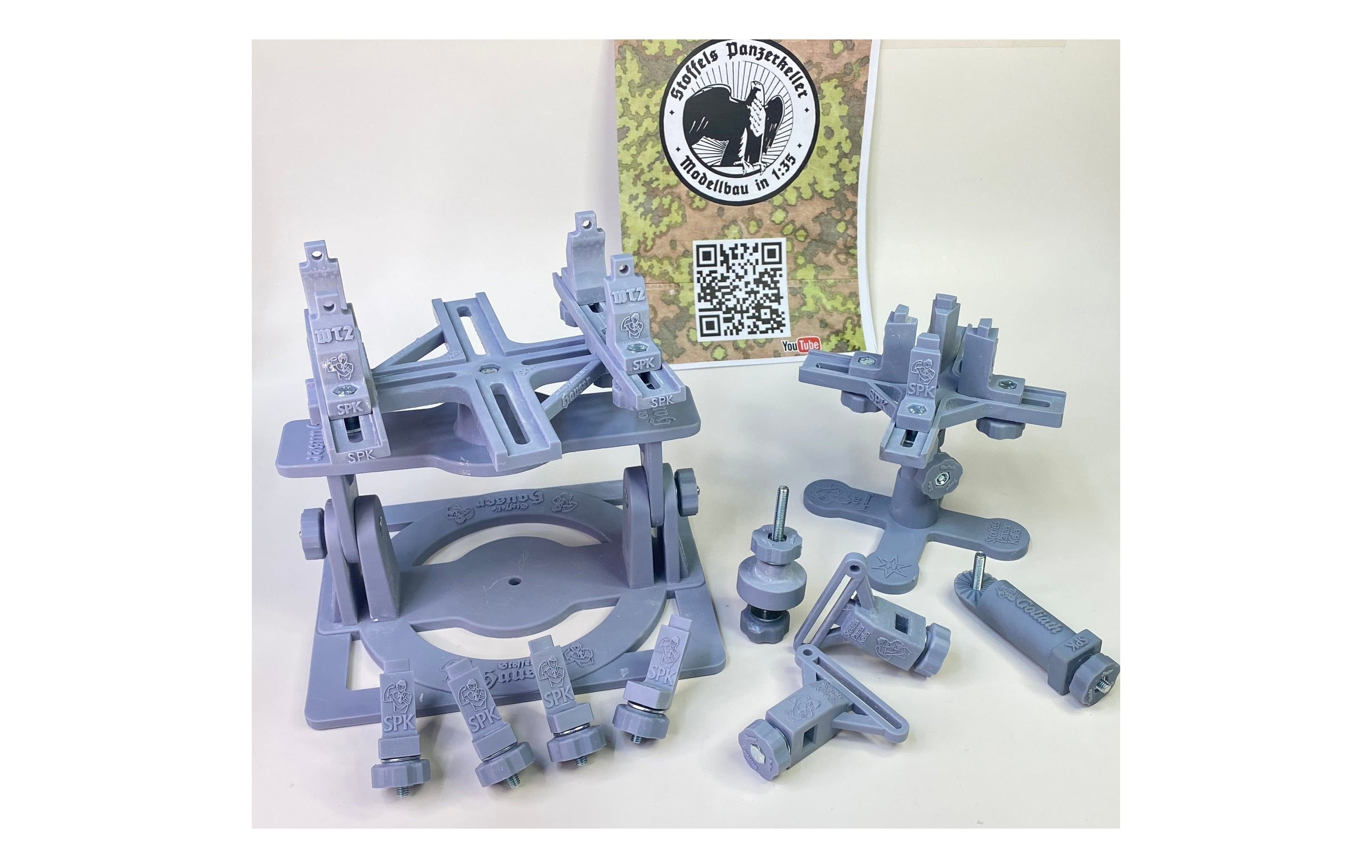 Stoffels Panzer Keller: Workbench Model Holder