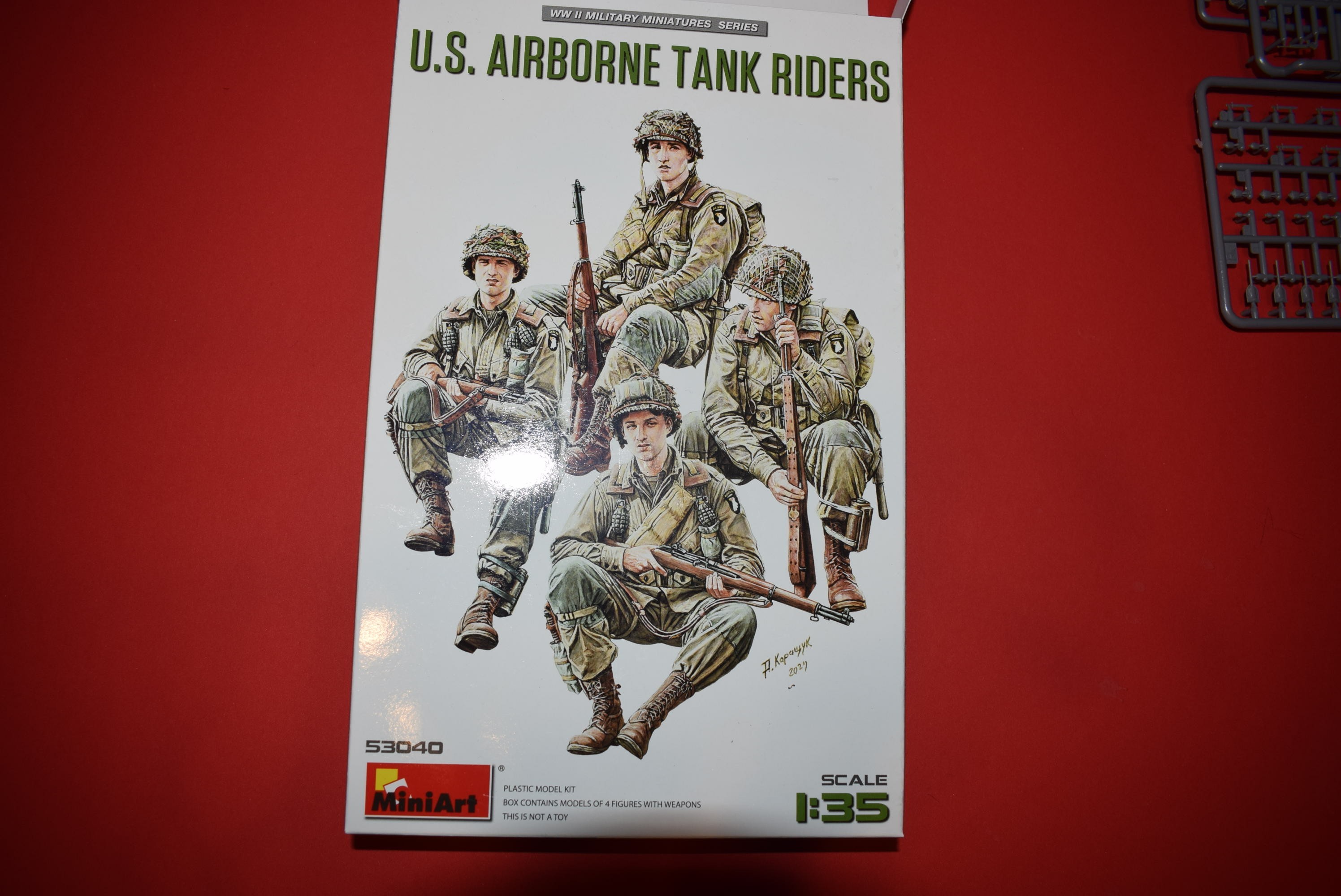 US Airborne Tank Riders